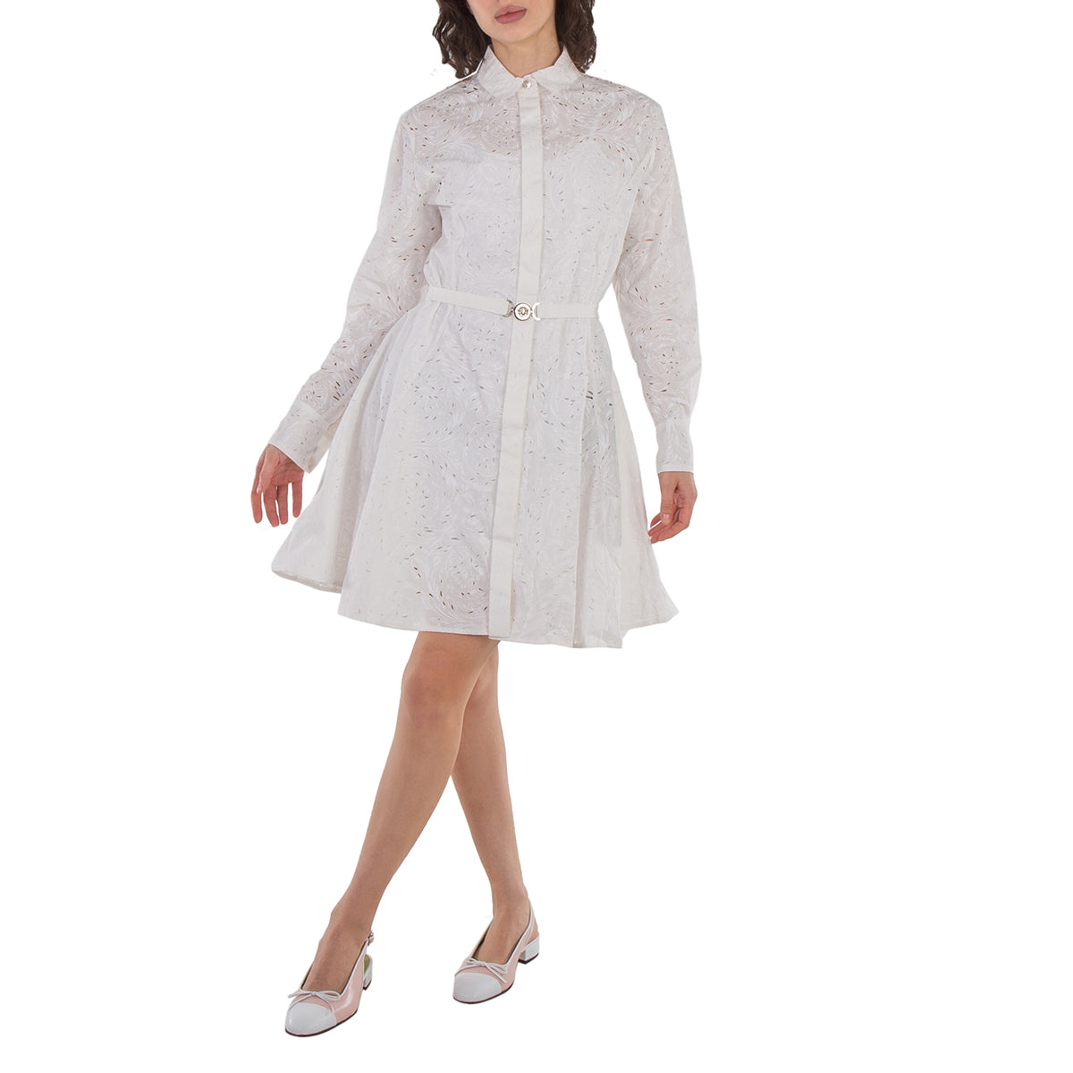 Versace Barocco вышитое хлопковое платье-рубашка, белый
Versace Barocco вышитое хлопковое платье-рубашка, белый