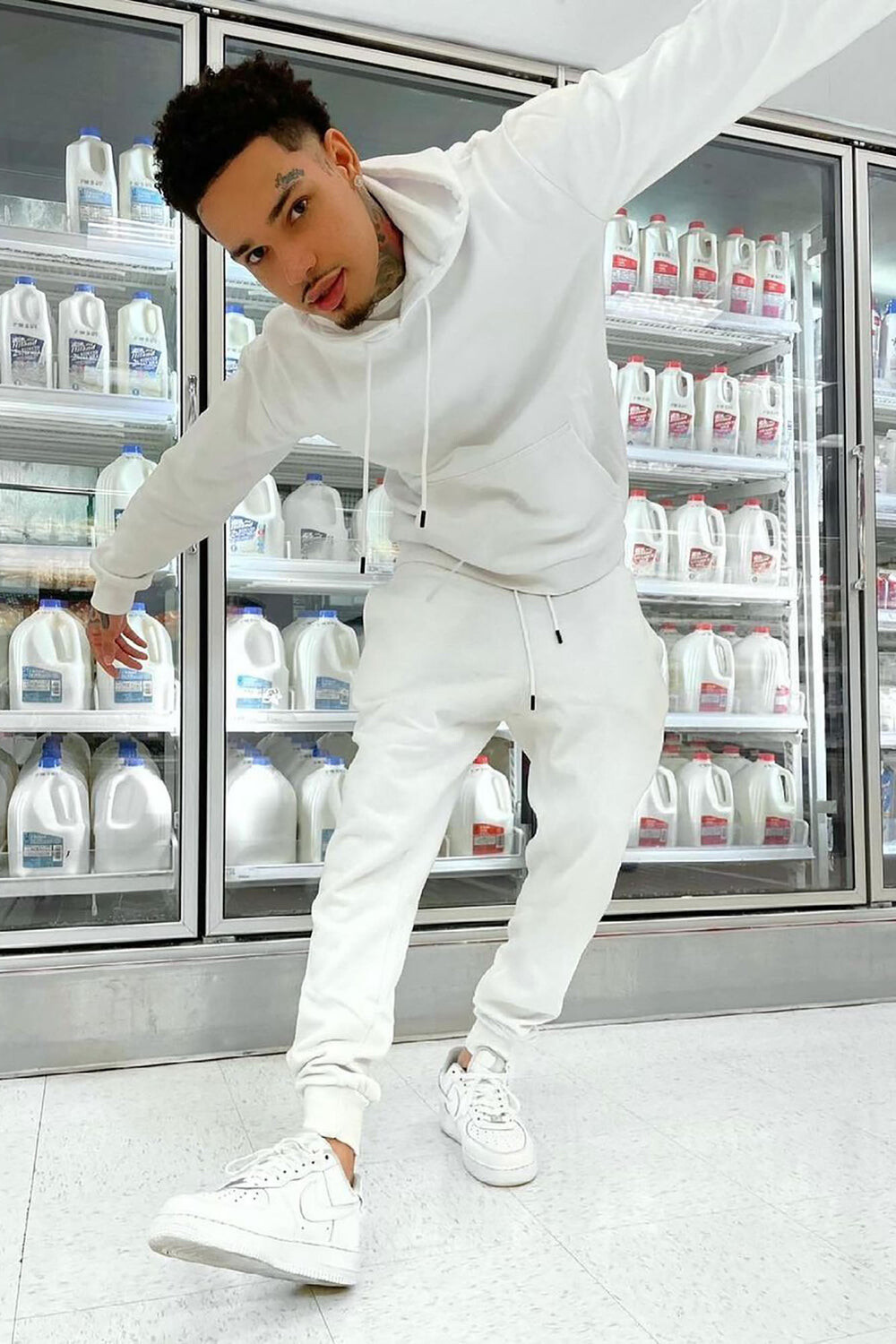 Джоггеры Fashion Nova NMKB10218, белый
Джоггеры Fashion Nova NMKB10218, белый