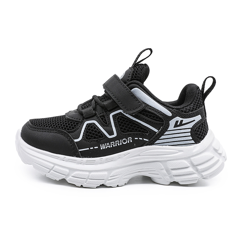 Детские тренировочные кроссовки WARRIOR, черный
Детские тренировочные кроссовки WARRIOR, черный