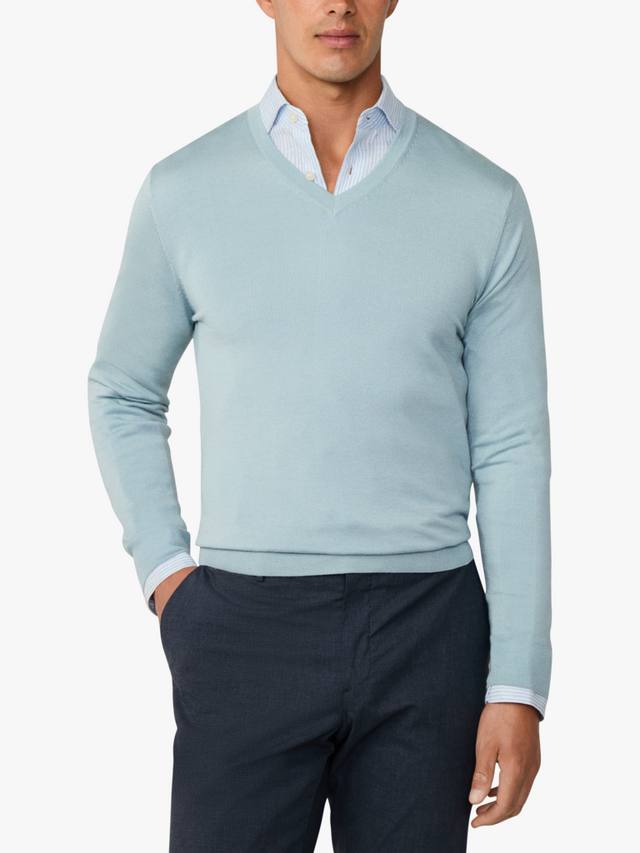 Свитер с v-образным вырезом из мериносовой шерсти и шелка Hackett London, Lagoon Blue
Свитер с v-образным вырезом из мериносовой шерсти и шелка Hackett London, Lagoon Blue