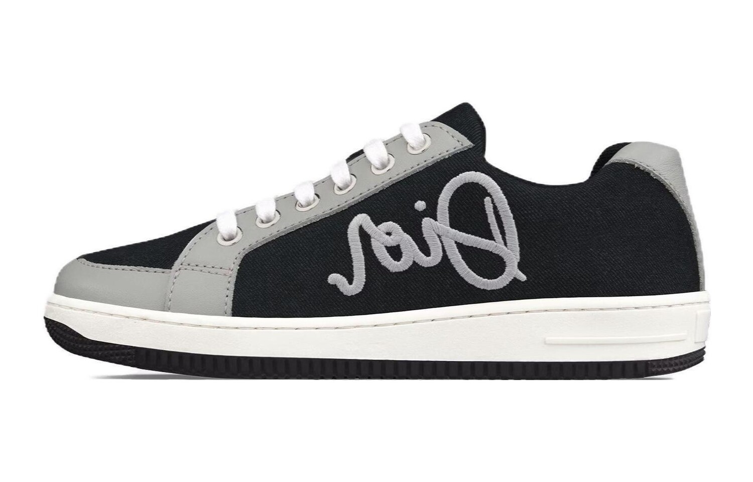 Детская обувь для скейтбординга для детей Dior
Детская обувь для скейтбординга для детей Dior