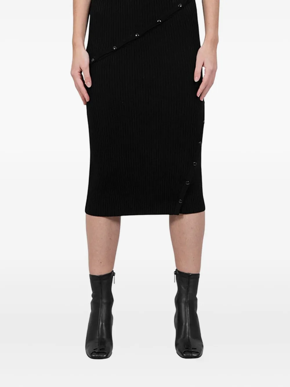 Юбка с застежкой на пуговицы в рубчик Engineered Garments, черный
Юбка с застежкой на пуговицы в рубчик Engineered Garments, черный