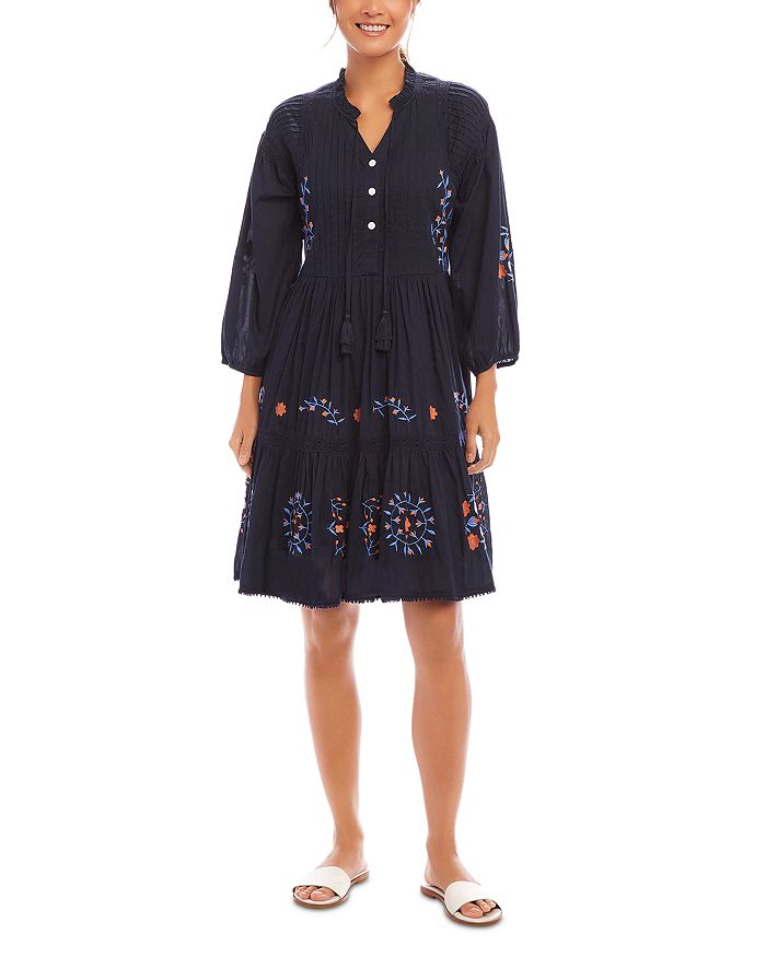 Платье с вышитой кружевной отделкой Karen Kane, синий
Платье с вышитой кружевной отделкой Karen Kane, синий