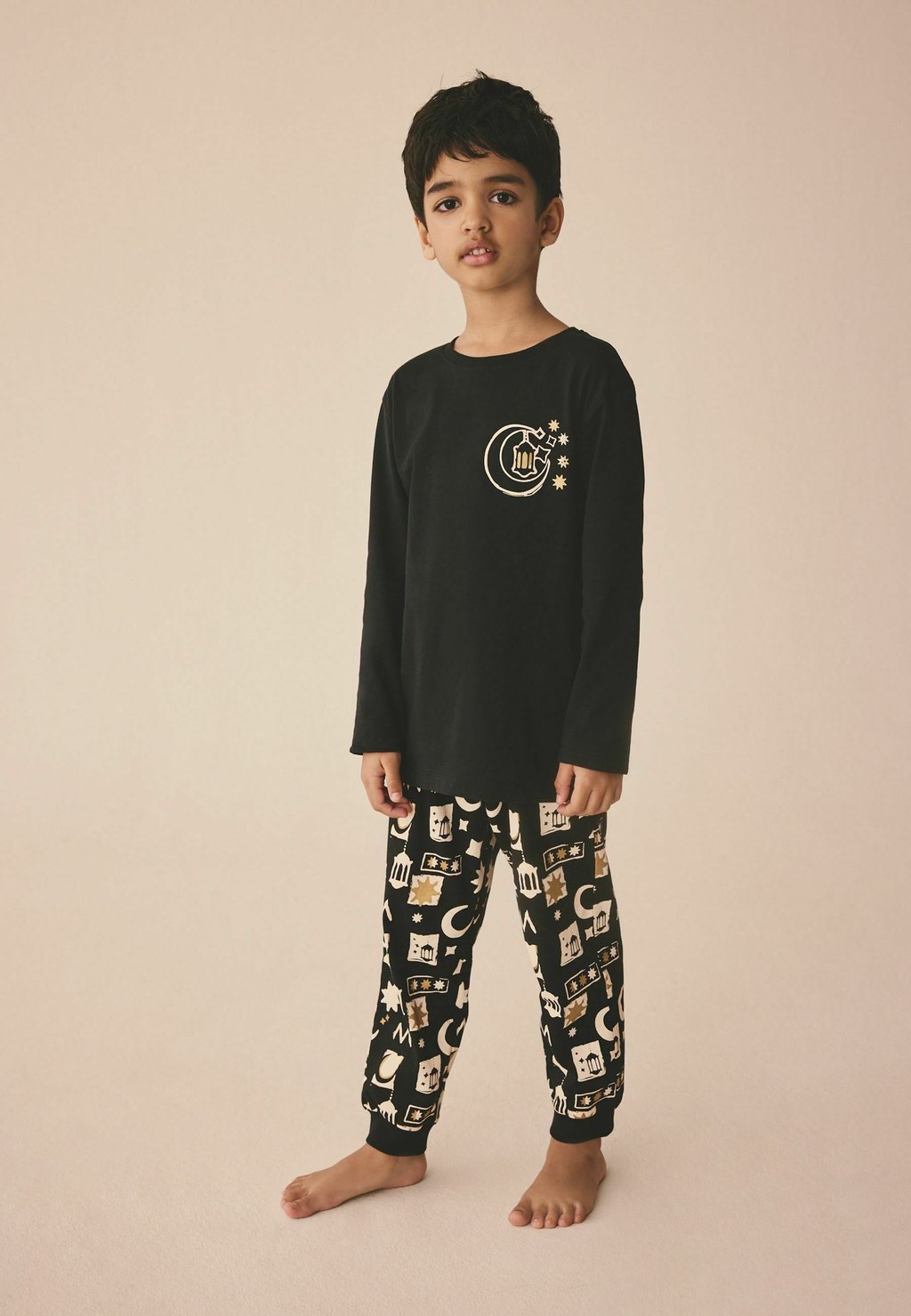 Пижама SET Next, черный
Пижама SET Next, черный