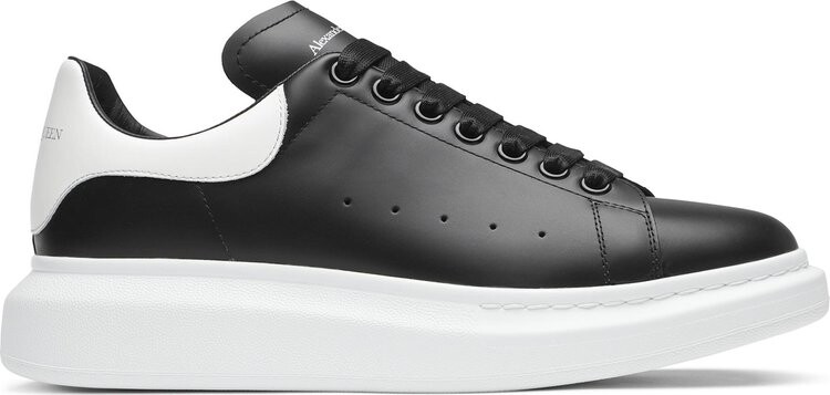 Кроссовки Alexander McQueen Oversized Sneaker Black White 2019, черный
Кроссовки Alexander McQueen Oversized Sneaker Black White 2019, черный