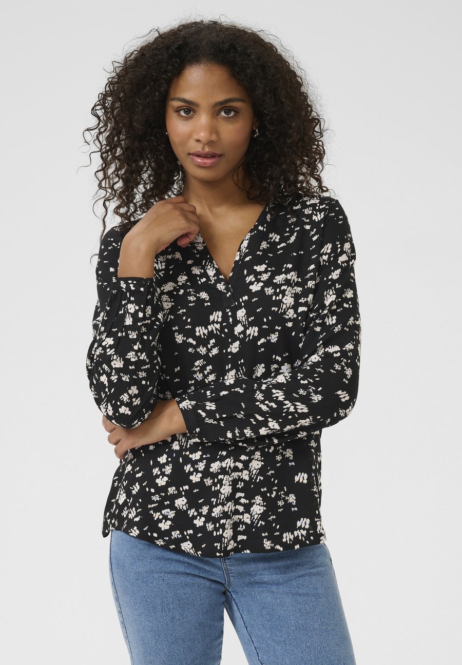 Блуза Kaffe Blouse, Black Chalk Graphic/Black
Блуза Kaffe Blouse, Black Chalk Graphic/Black
