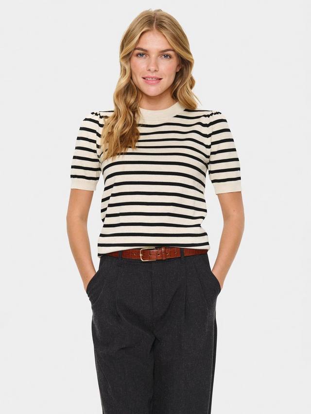 Джемпер Mila с полосками и круглым вырезом Saint Tropez
Джемпер Mila с полосками и круглым вырезом Saint Tropez