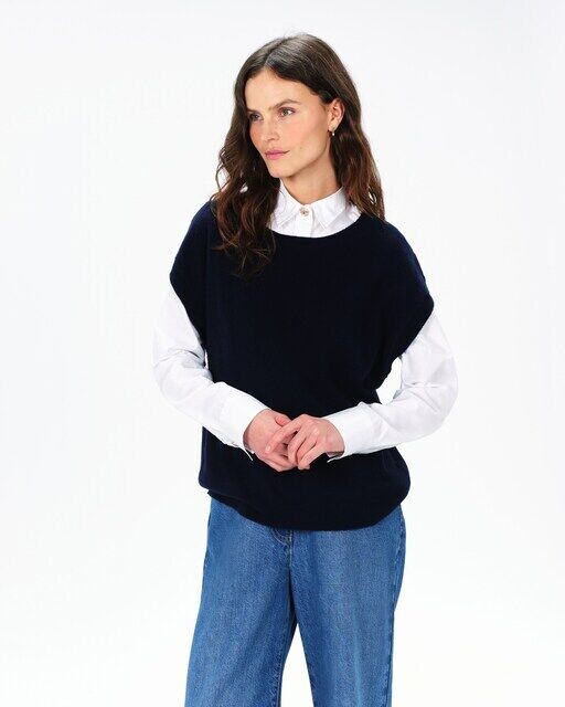 Женский свитер с короткими рукавами и круглым вырезом Caroll, темно-синий
Женский свитер с короткими рукавами и круглым вырезом Caroll, темно-синий