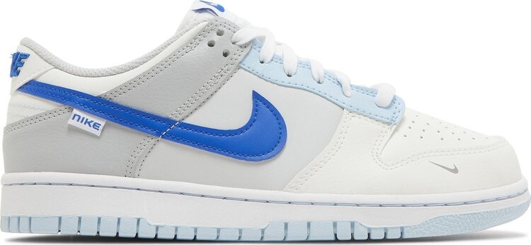Кроссовки Nike Dunk Low GS 'Just Stitch It - Hyper Royal', кремовый
Кроссовки Nike Dunk Low GS 'Just Stitch It - Hyper Royal', кремовый