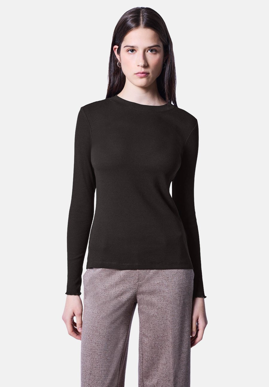 Топ Street One Studio MIT RUNDHALS, Braun/Dark Brown
Топ Street One Studio MIT RUNDHALS, Braun/Dark Brown