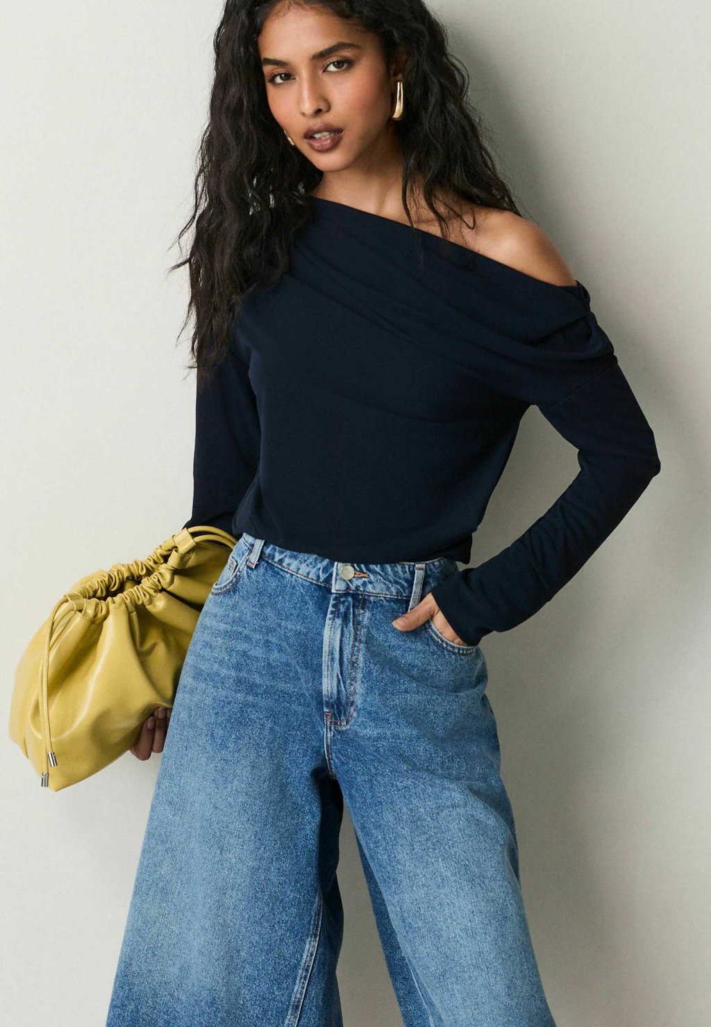 Футболка с длинным рукавом REGULAR FIT - OFF SHOULDER LONG SLEEVE DRAPE Next, синий
Футболка с длинным рукавом REGULAR FIT - OFF SHOULDER LONG SLEEVE DRAPE Next, синий