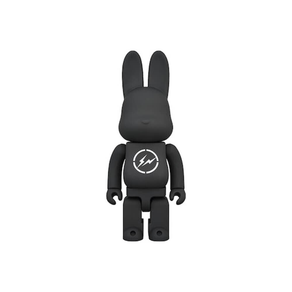 Фигурка Bearbrick Rabbrick The Conveni x Fragment 400%, черный
Фигурка Bearbrick Rabbrick The Conveni x Fragment 400%, черный