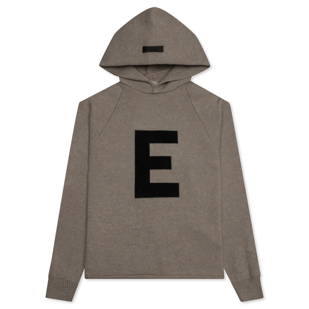Толстовка Fear of God Essentials Kids Big E Knit, темно-серый
Толстовка Fear of God Essentials Kids Big E Knit, темно-серый