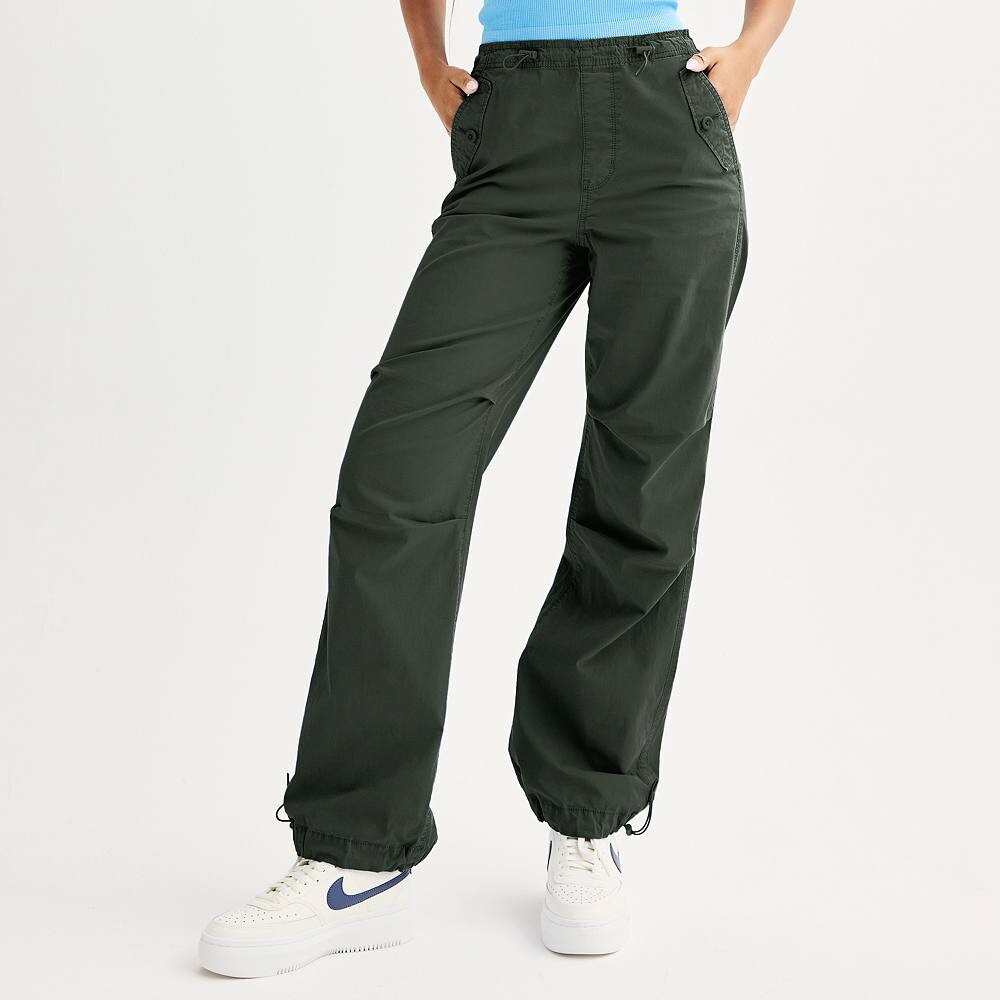 Брюки для бега с парашютом SO для юниоров с высокой посадкой, цвет Carrington Olive
Брюки для бега с парашютом SO для юниоров с высокой посадкой, цвет Carrington Olive