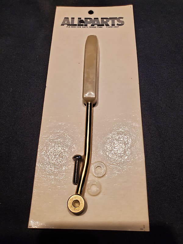 (# B6) NOS AllParts Vibrato Whammy Ручка стержня, золото / перламутр Tremolo Handle
(# B6) NOS AllParts Vibrato Whammy Ручка стержня, золото / перламутр Tremolo Handle