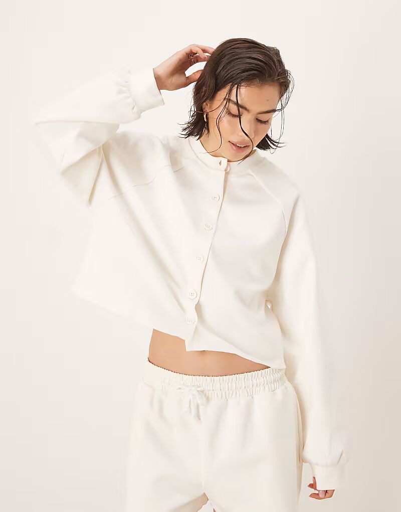 Кардиган из пряжи интерлок кремового цвета Asos Design
Кардиган из пряжи интерлок кремового цвета Asos Design