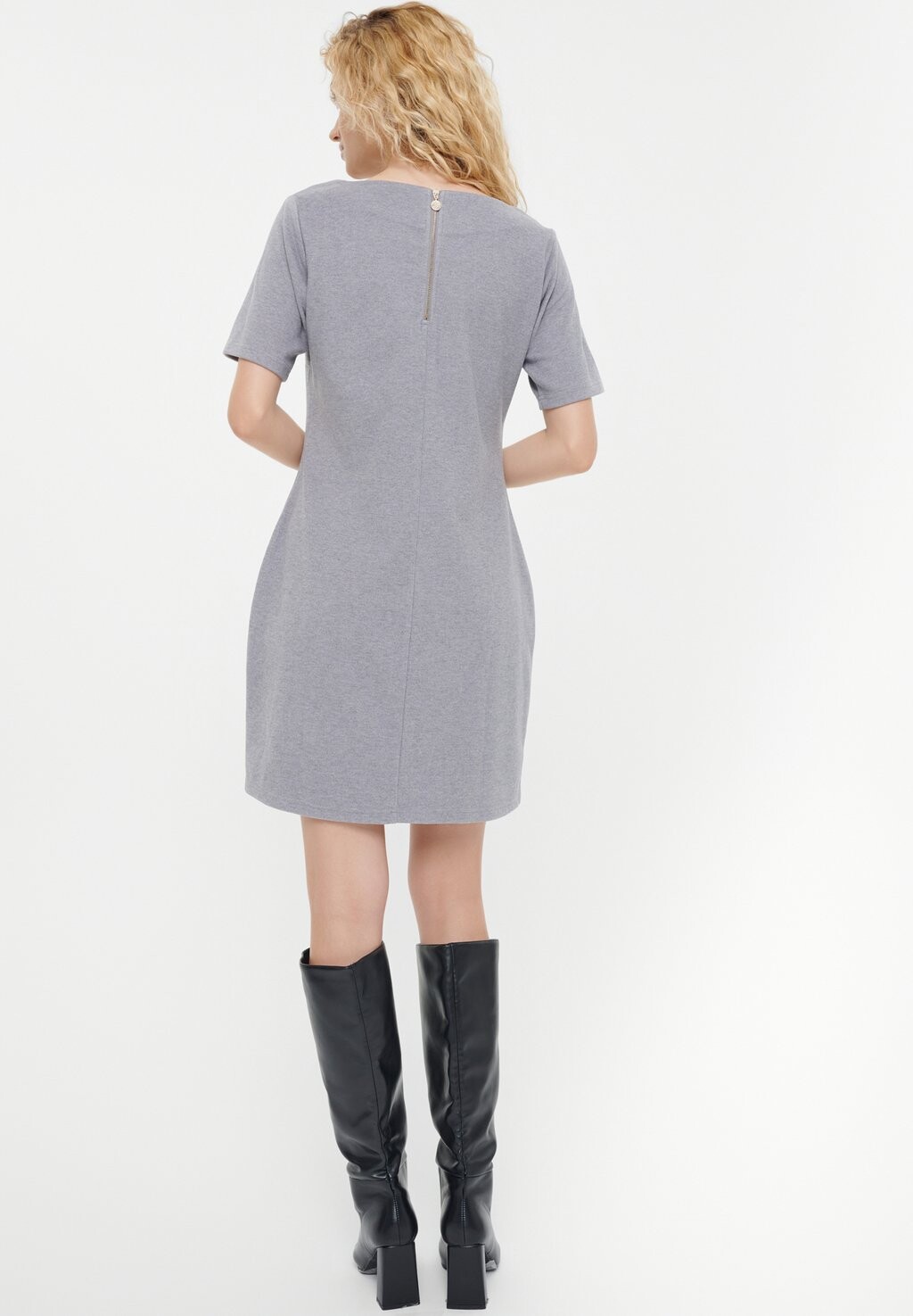 Платье-джемпер Greenpoint, светло-серый
Платье-джемпер Greenpoint, светло-серый