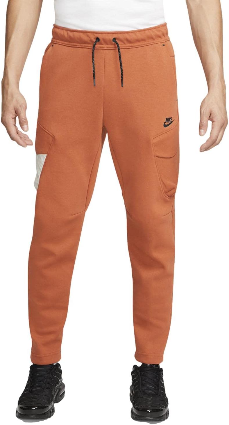 Мужские флисовые брюки Nike Sportswear Tech Utility, Burnt Sunrise/Light Bone/Black
Мужские флисовые брюки Nike Sportswear Tech Utility, Burnt Sunrise/Light Bone/Black