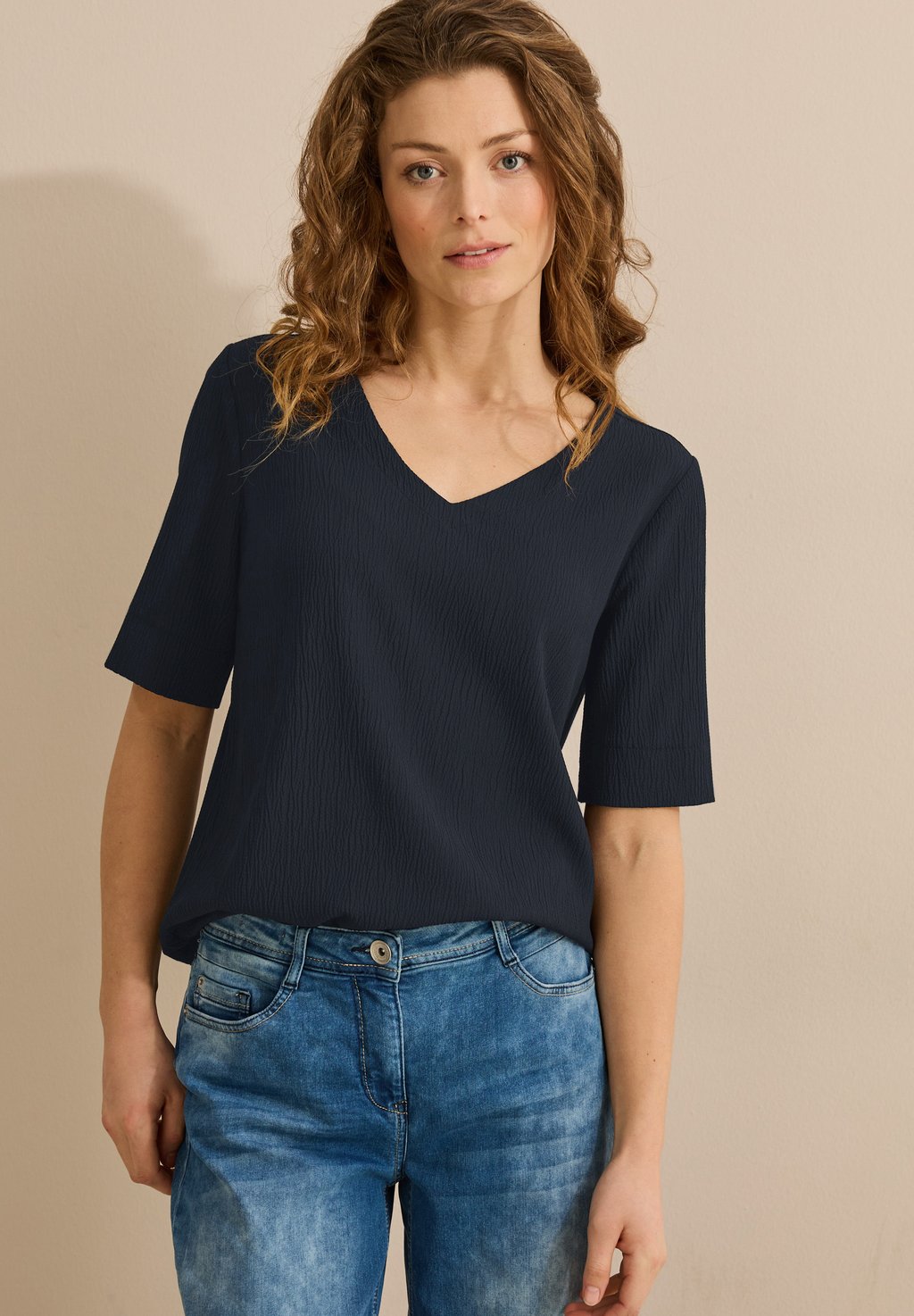 Блуза STRUKTUR Cecil, цвет Blau
Блуза STRUKTUR Cecil, цвет Blau