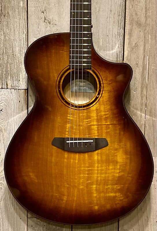 Breedlove Pursuit Exotic S Concerto CE All Myrtlewood, поддержите магазины инди-музыки и купите здесь!
Breedlove Pursuit Exotic S Concerto CE All Myrtlewood, поддержите магазины инди-музыки и купите здесь!