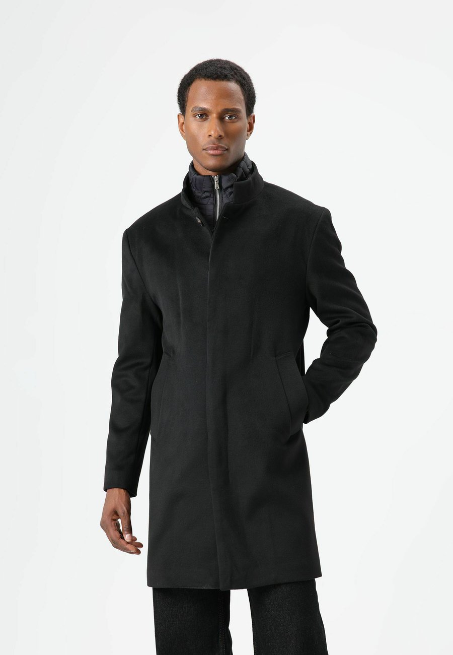Пальто D.MoRo STAND COLLAR, Black
Пальто D.MoRo STAND COLLAR, Black