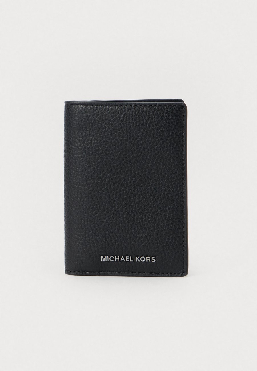 Кошелек Michael Kors VERTICAL BILLFOLD UNISEX, Black
Кошелек Michael Kors VERTICAL BILLFOLD UNISEX, Black