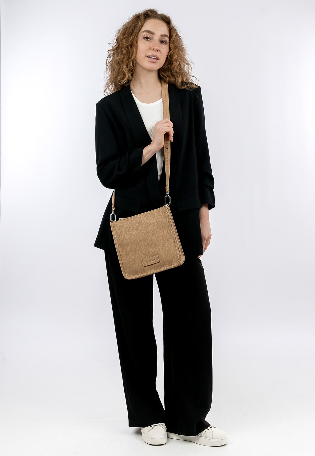 Сумка через плечо BERLY SURI FREY, песочный, Бежевый, Сумка через плечо BERLY SURI FREY, песочный
Сумка через плечо BERLY SURI FREY, песочный, Бежевый, Сумка через плечо BERLY SURI FREY, песочный