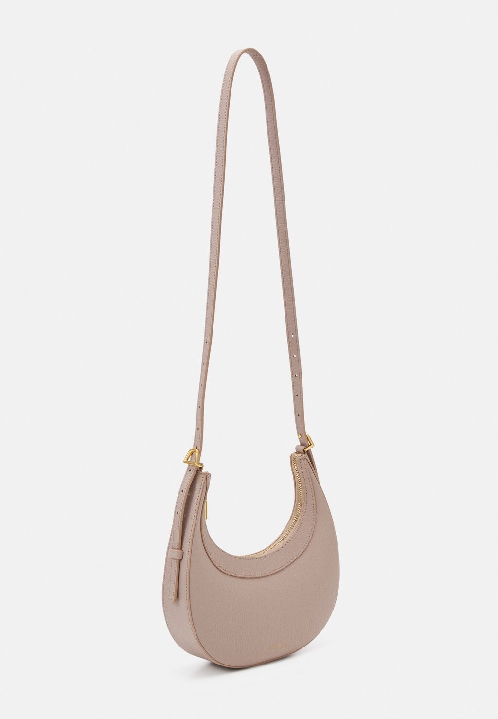 Большая сумка COCCINELLEWHISPER Coccinelle, черника
Большая сумка COCCINELLEWHISPER Coccinelle, черника