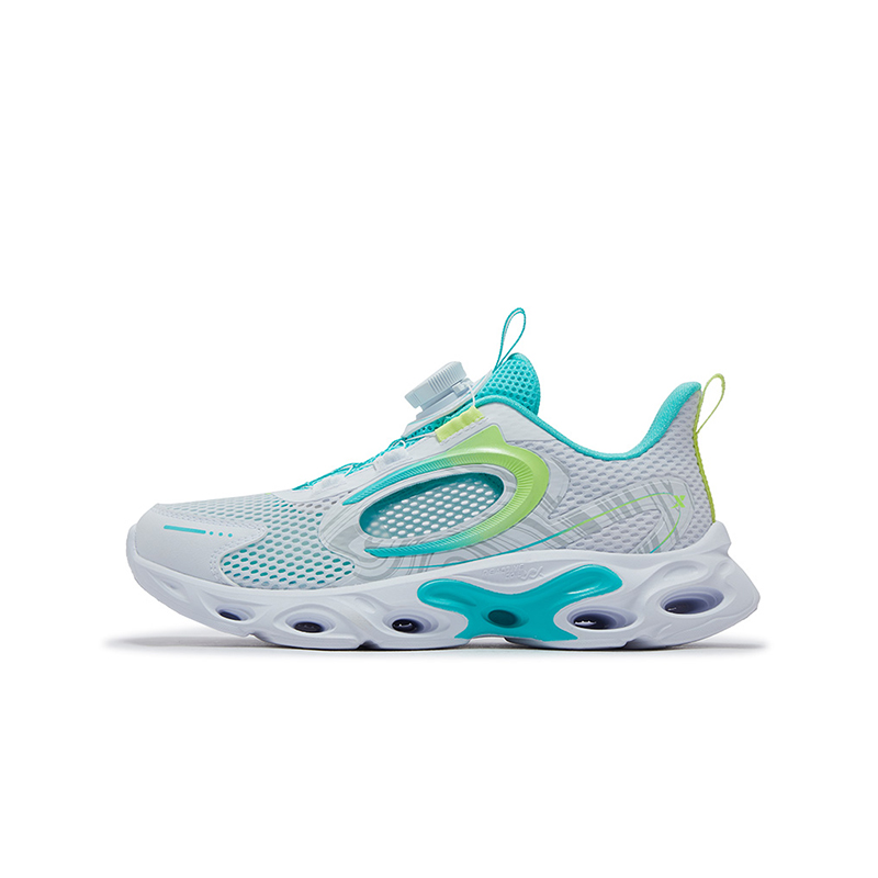 Кроссовки детские с низким верхом и противоскользящим покрытием XTEP, белый/зеленый 
Кроссовки детские с низким верхом и противоскользящим покрытием XTEP, белый/зеленый