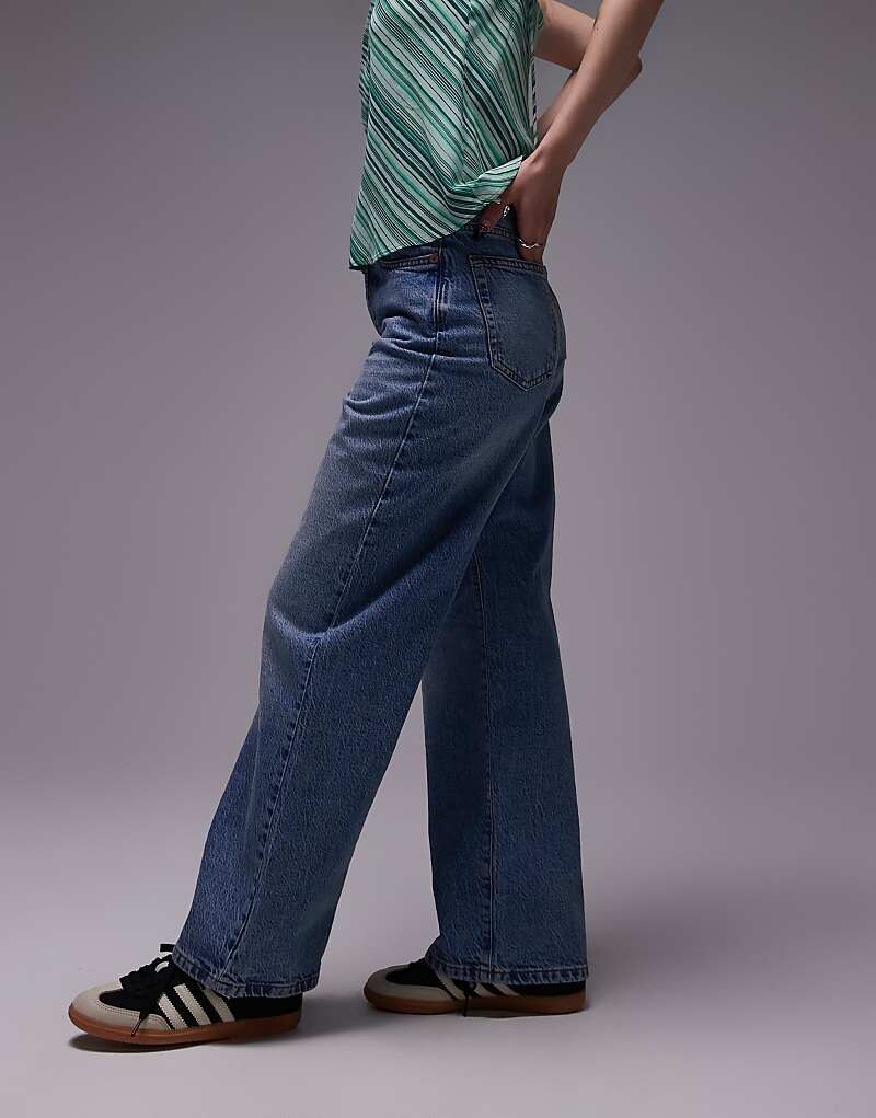 Topshop Petite – Синие джинсы средней посадки со средней посадкой
Topshop Petite – Синие джинсы средней посадки со средней посадкой