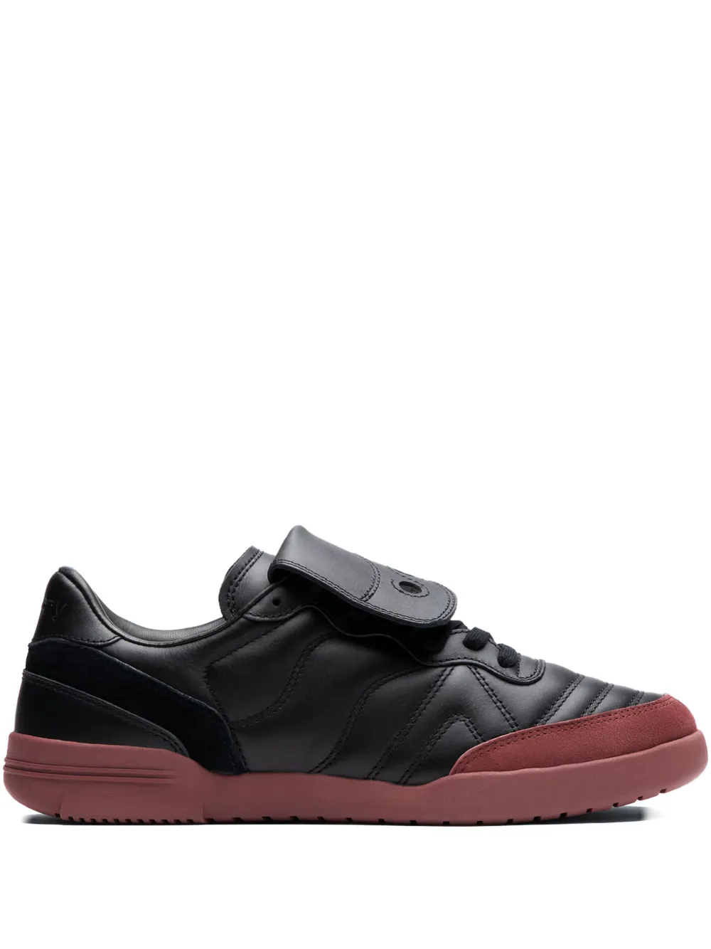 Кеды S 586I с откидывающимся клапаном и логотипом Saucony, черный
Кеды S 586I с откидывающимся клапаном и логотипом Saucony, черный