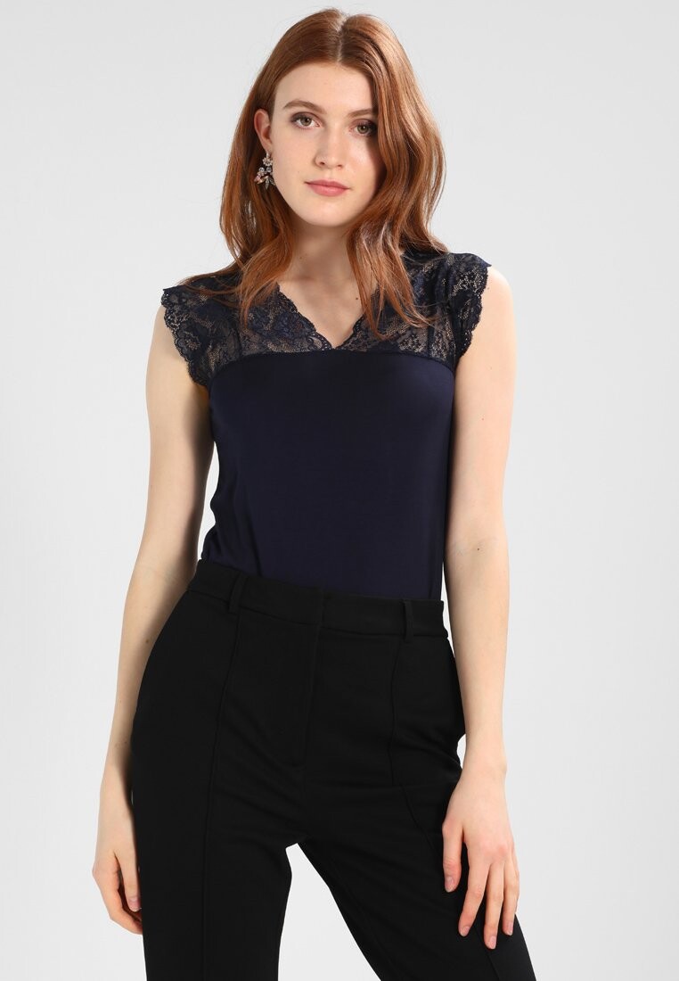 Блуза Culture
Блуза Culture