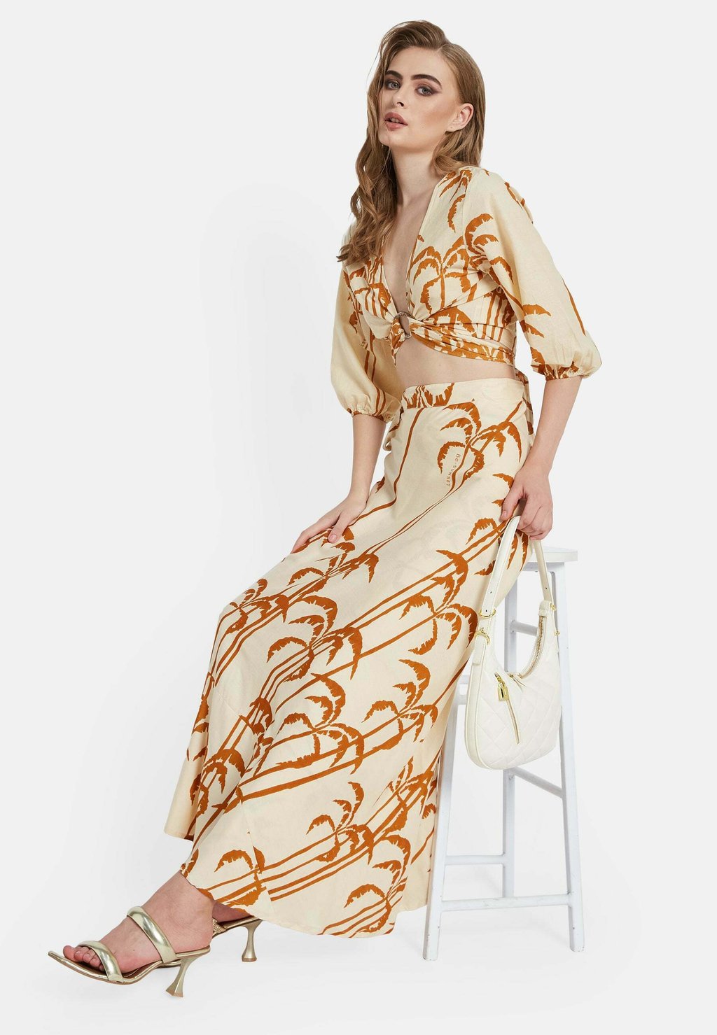 Пляжный аксессуар EUGENE Be Sunset, желтый
Пляжный аксессуар EUGENE Be Sunset, желтый