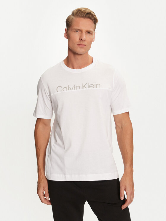 Футболка стандартного кроя Calvin Klein Performance, белый
Футболка стандартного кроя Calvin Klein Performance, белый