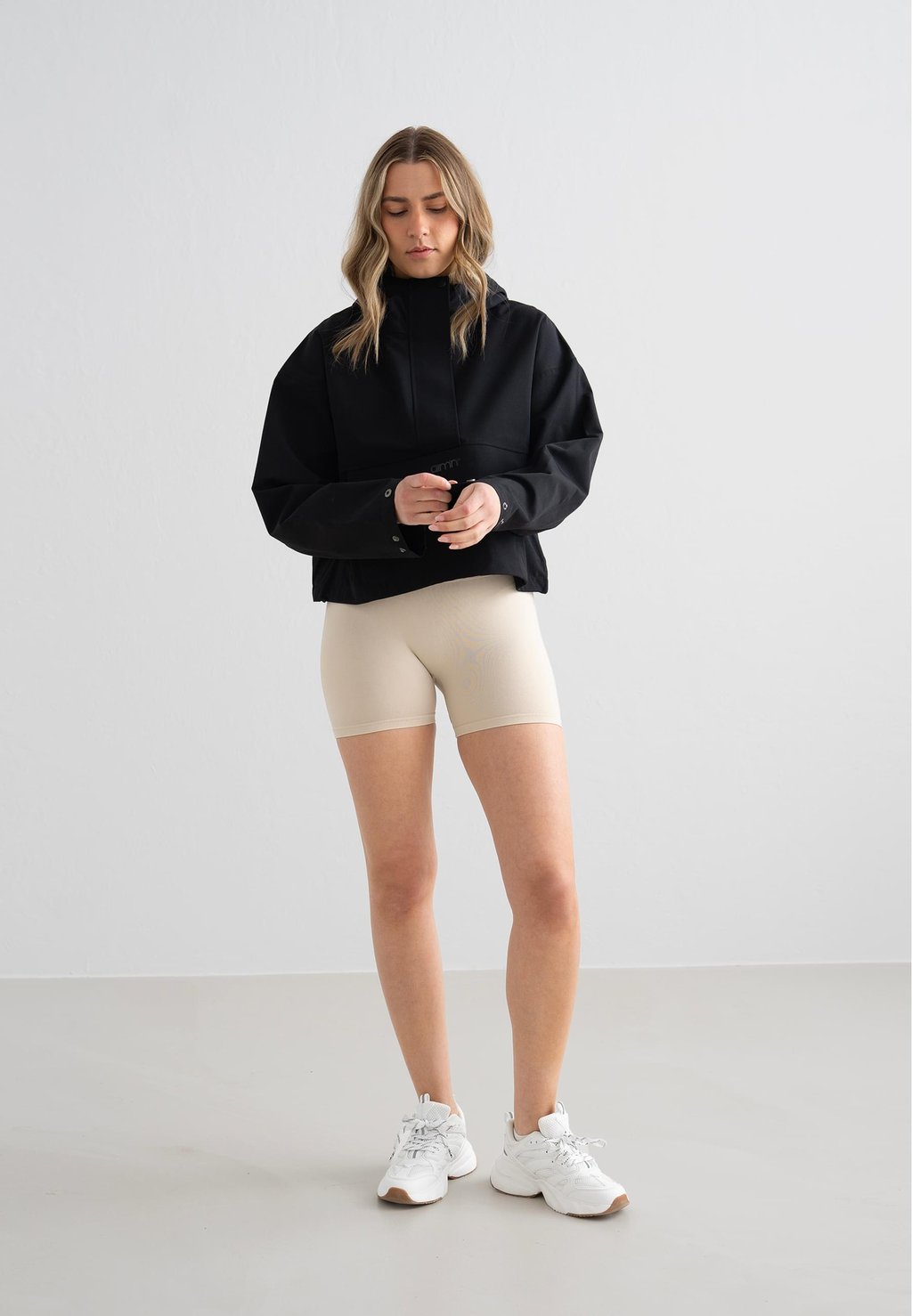 Летняя куртка ANORAK - Windbreaker aim’n, черный
Летняя куртка ANORAK - Windbreaker aim’n, черный