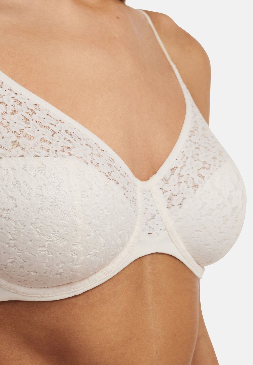 Бюстгальтер на косточках NORAH COVERING MOLDED Chantelle, бежевый
Бюстгальтер на косточках NORAH COVERING MOLDED Chantelle, бежевый