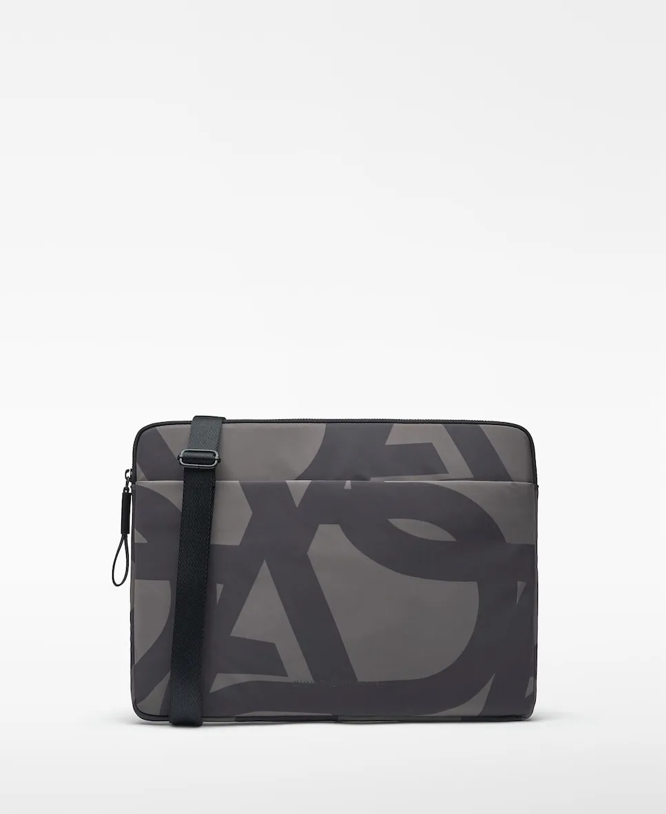 Сумка для ноутбука для женщин с большим логотипом и плечевым ремнем Adolfo Dominguez, серый/черный
Сумка для ноутбука для женщин с большим логотипом и плечевым ремнем Adolfo Dominguez, серый/черный