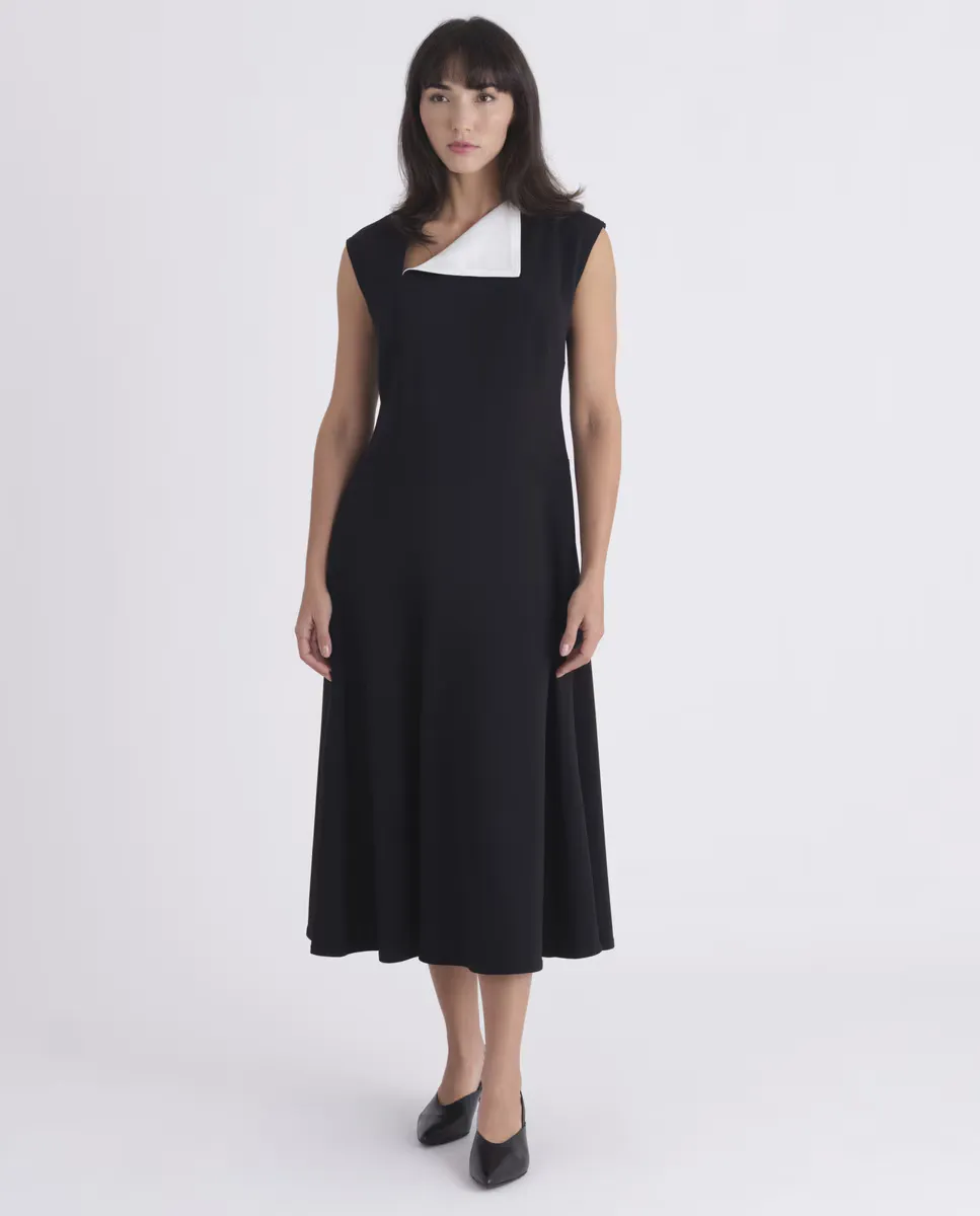 Платье в стиле колор-блок из крепа-скуба Calvin Klein, чёрный
Платье в стиле колор-блок из крепа-скуба Calvin Klein, чёрный