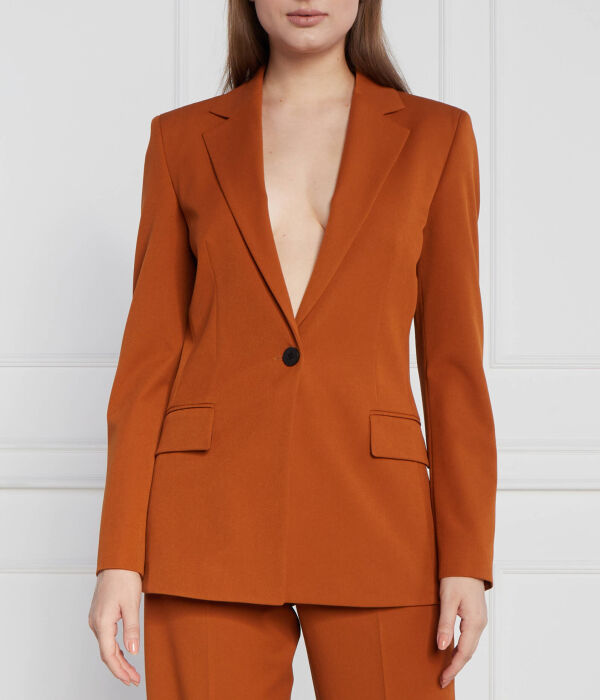 Пиджак женский Hugoс глубоким вырезом на одной пуговице, коричневый
Пиджак женский Hugoс глубоким вырезом на одной пуговице, коричневый