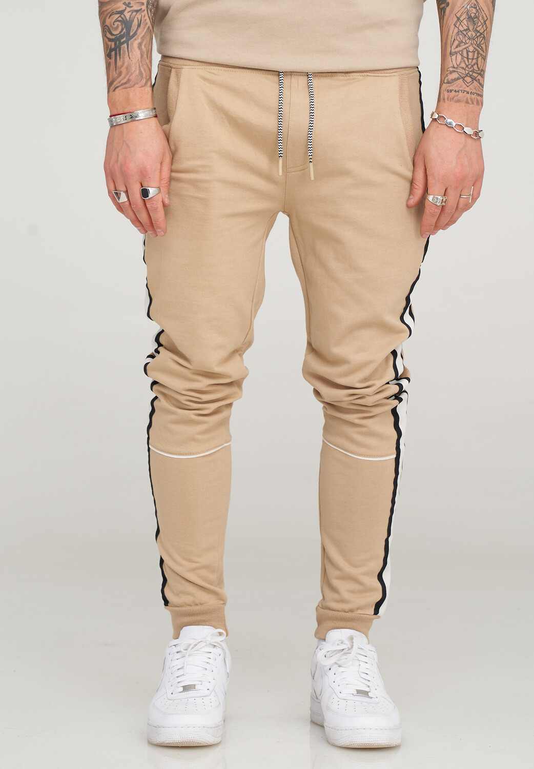 Брюки SOULSTAR Trainingshose GEBRIEL, бежевый
Брюки SOULSTAR Trainingshose GEBRIEL, бежевый