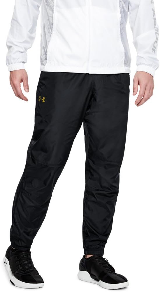 Under Armour Men`s Poduim Pants, Black(1320112-001)/Gold
Under Armour Men`s Poduim Pants, Black(1320112-001)/Gold