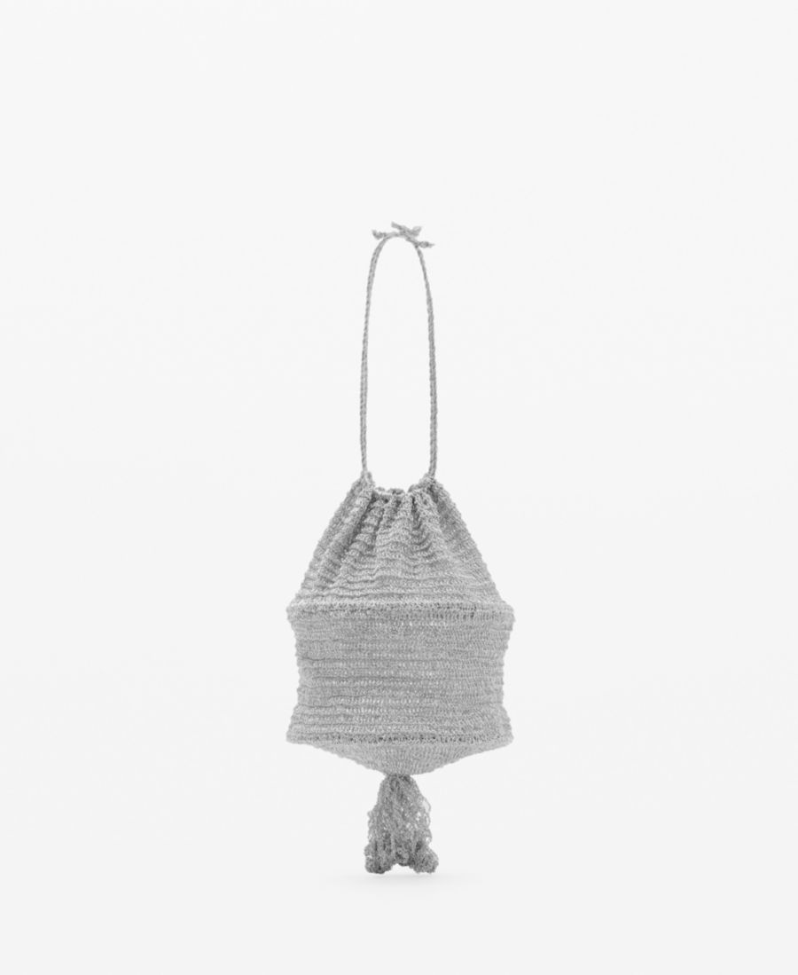 Женская сумка-мешок из люрекса MANGO, Silver
Женская сумка-мешок из люрекса MANGO, Silver