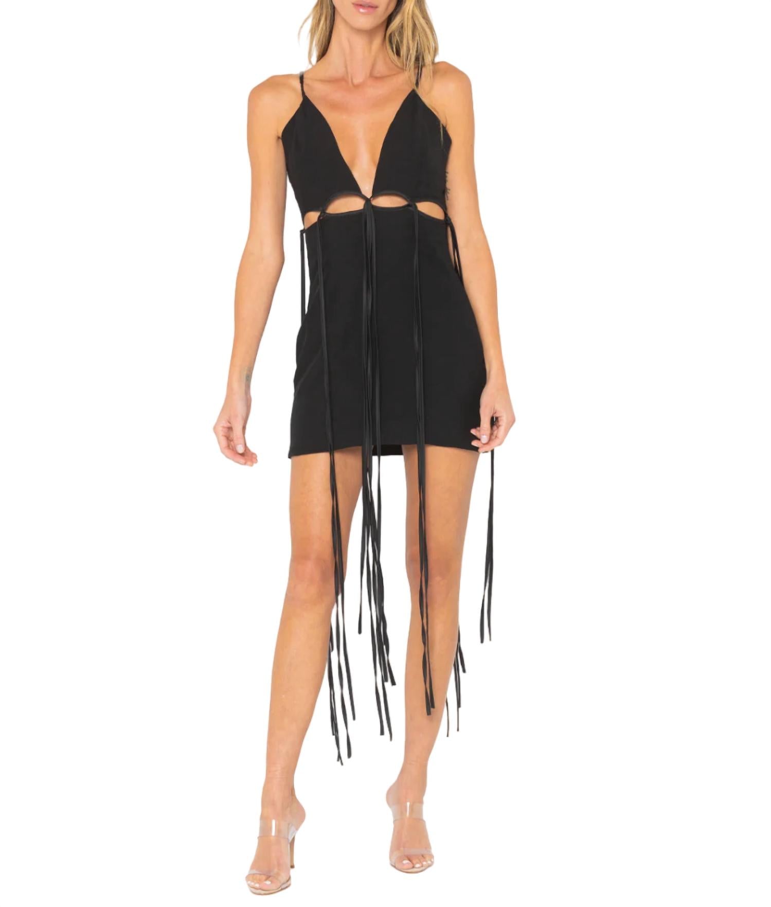 Платье Сиенна в черном цвете JUST BEE QUEEN
Платье Сиенна в черном цвете JUST BEE QUEEN