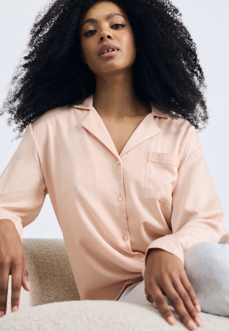 Пижамный топ Hunkemöller Pyjama top, Pink/Light Pink
Пижамный топ Hunkemöller Pyjama top, Pink/Light Pink