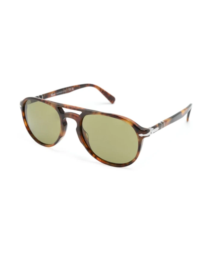 Солнцезащитные очки Po3235S 01084e Persol, коричневый 
Солнцезащитные очки Po3235S 01084e Persol, коричневый