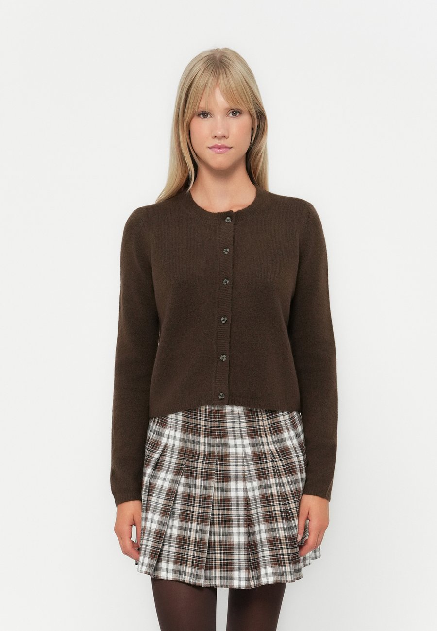 Кардиган JDY JDYCHLOE LIFE, Slate Black/Anthracite
Кардиган JDY JDYCHLOE LIFE, Slate Black/Anthracite