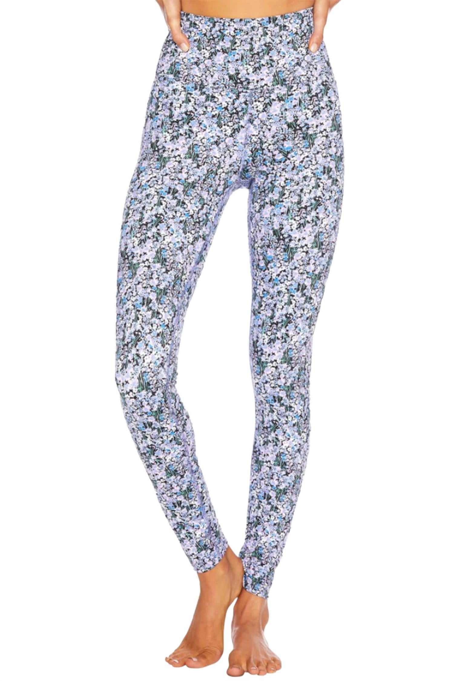 Пижамные леггинсы Piper в нежном сиреневом цвете с цветочным принтом Beach Riot
Пижамные леггинсы Piper в нежном сиреневом цвете с цветочным принтом Beach Riot