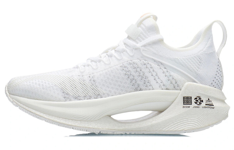 Кроссовки женские Jueying Essential с низким верхом белого цвета Lining
Кроссовки женские Jueying Essential с низким верхом белого цвета Lining