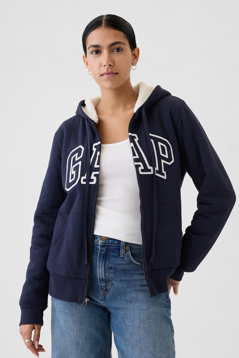 Свободная толстовка с капюшоном на молнии с подкладкой из шерпы и логотипом Gap, синий
Свободная толстовка с капюшоном на молнии с подкладкой из шерпы и логотипом Gap, синий