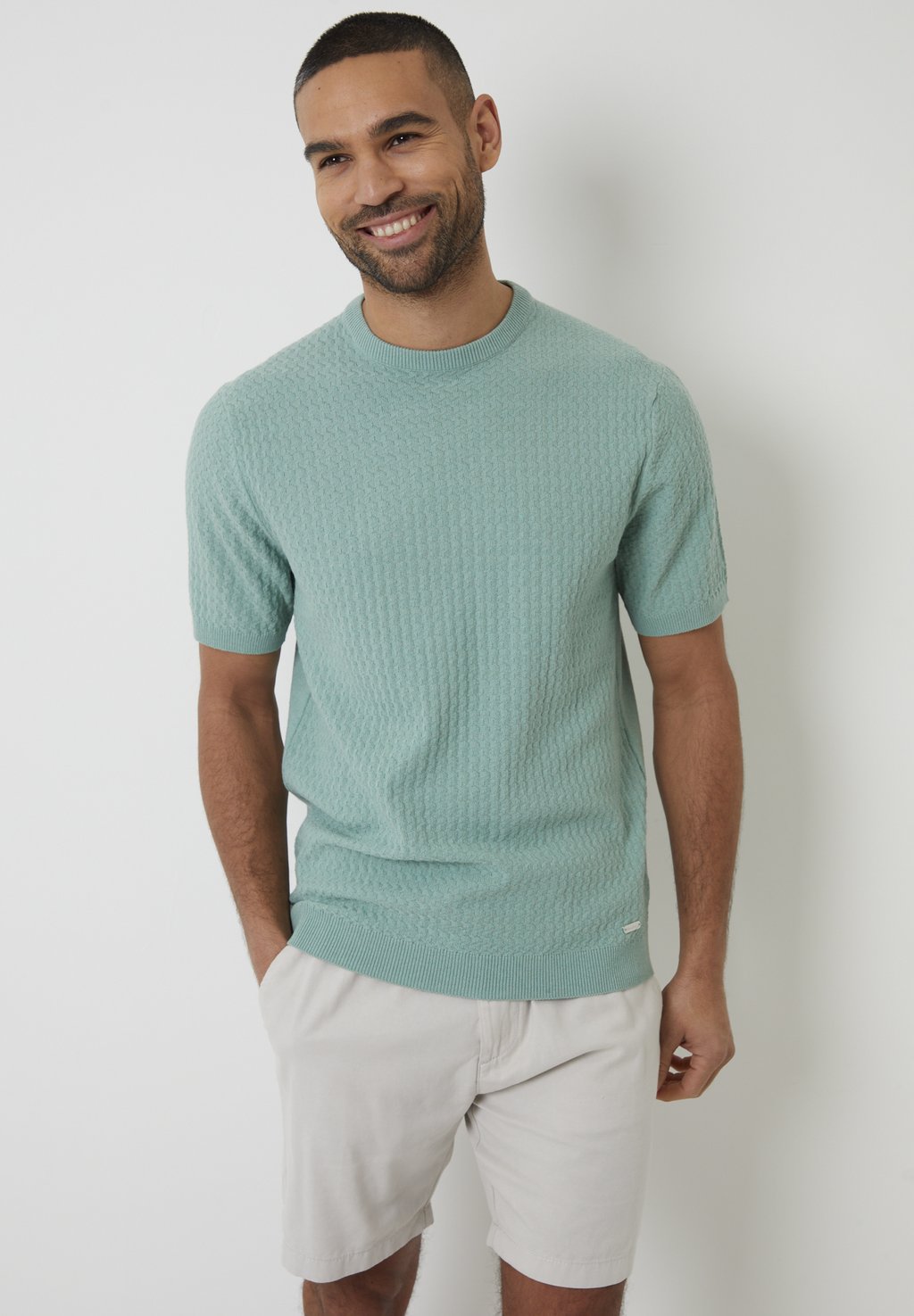 Базовая футболка TORBAY Threadbare, зеленый
Базовая футболка TORBAY Threadbare, зеленый